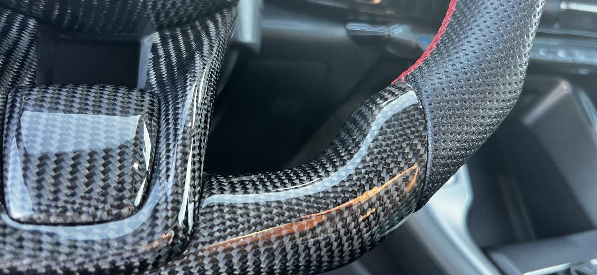 Dodge Hornet Custom Steering Wheel - Carbon Fiber - Flat Top/ Flat Bottom - w/ 2 Red Center Stripes - Perforated Leather