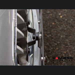 Dodge Hornet License Plate Mount - Platypus - Grille Mount